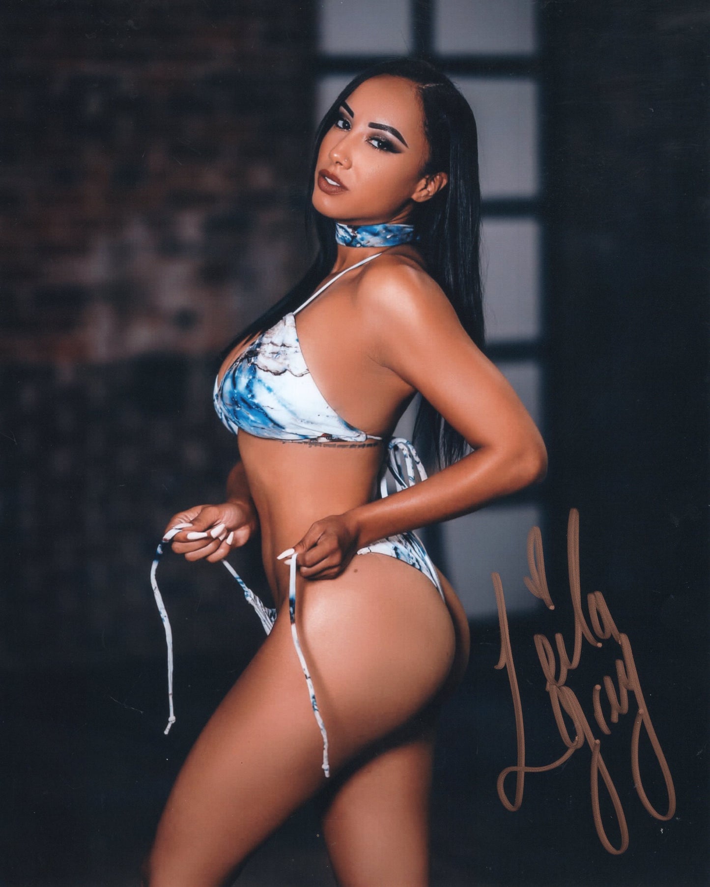 Leila Grey 8x10 AEW Autographed signed photo! Sexy Hot