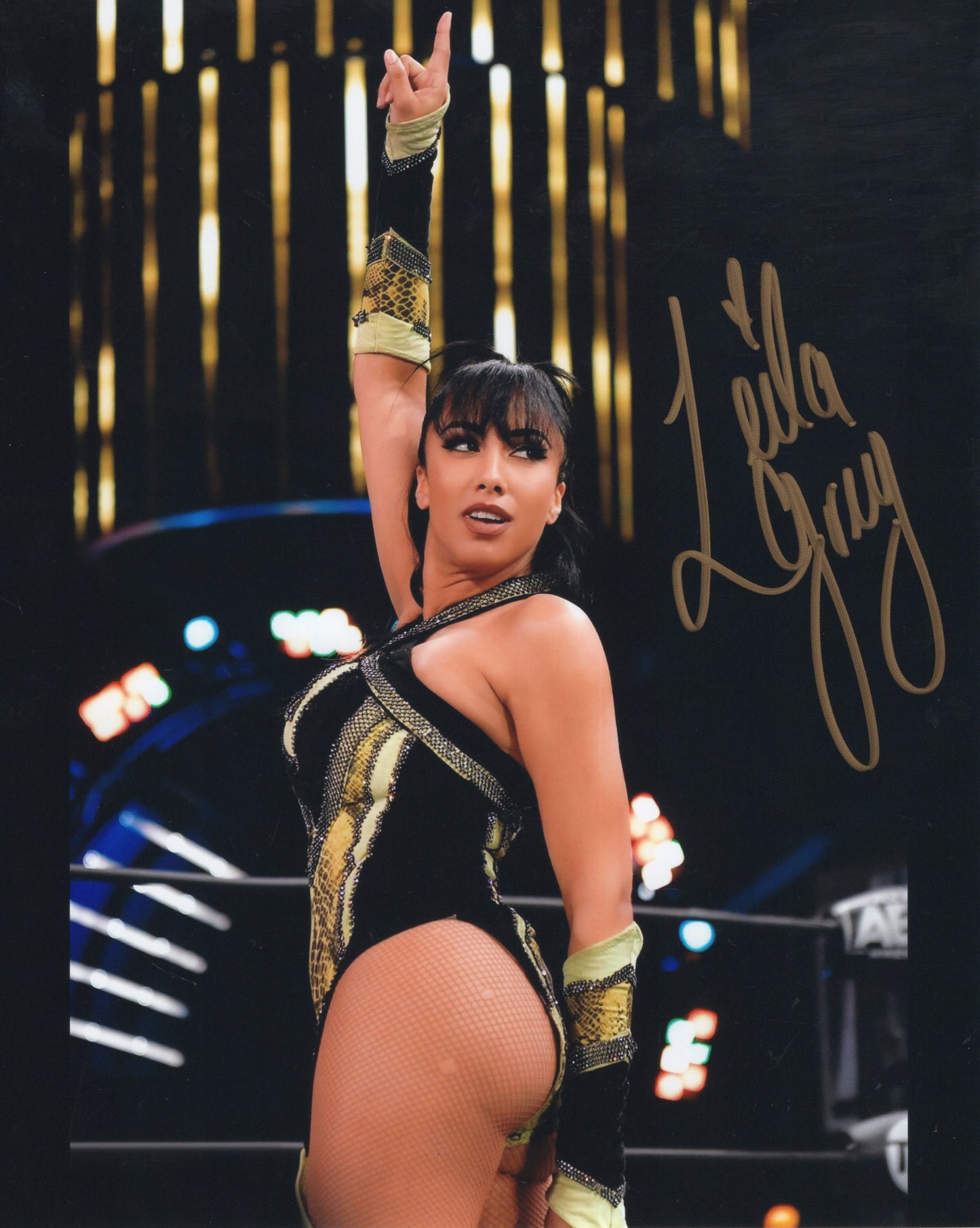 Leila Grey 8x10 AEW Autographed signed photo! Sexy Hot