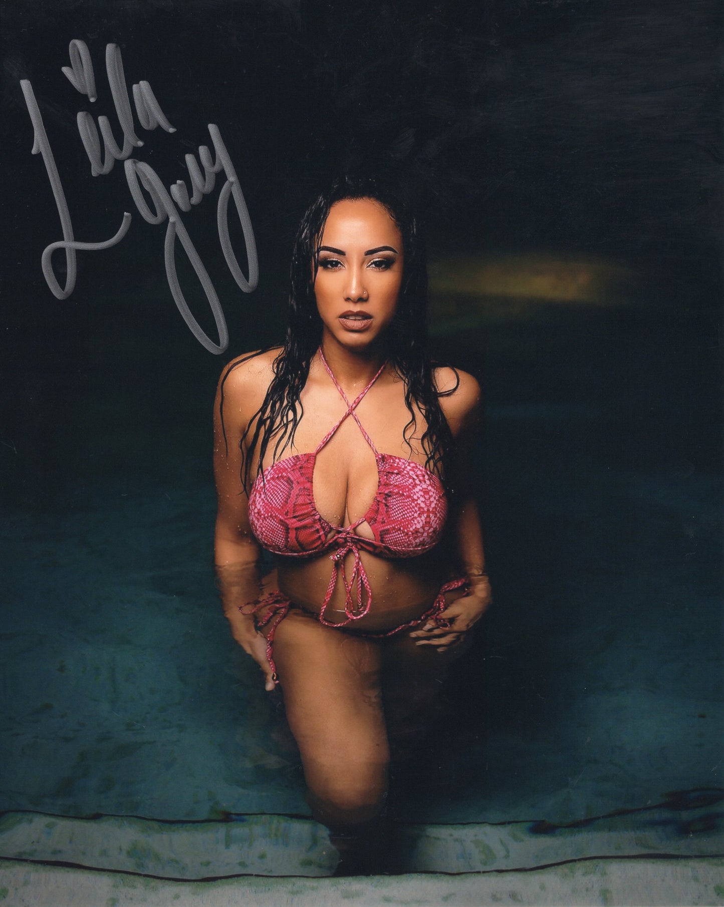 Leila Grey 8x10 AEW Autographed signed photo! Sexy Hot