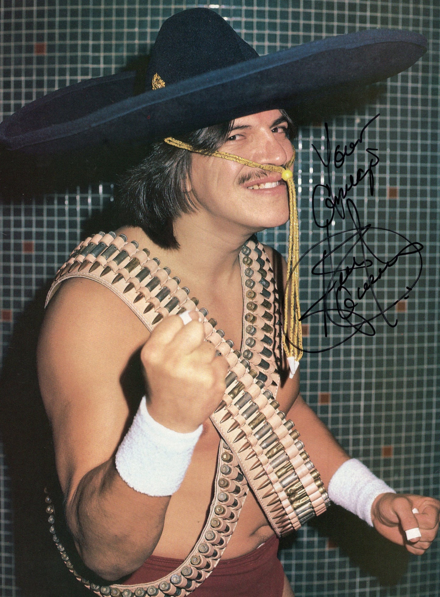 Hector Guerrero (magazine page) photo signed auto autographed