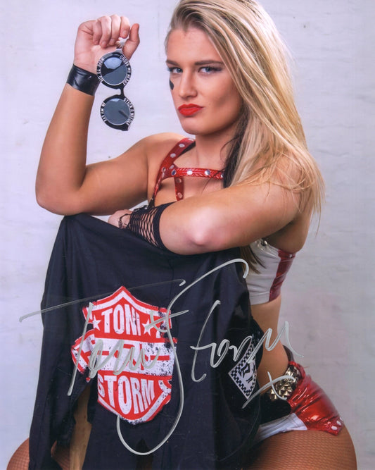 Toni Storm (8x10 metallic) funhouse AEW photo signed auto autographed