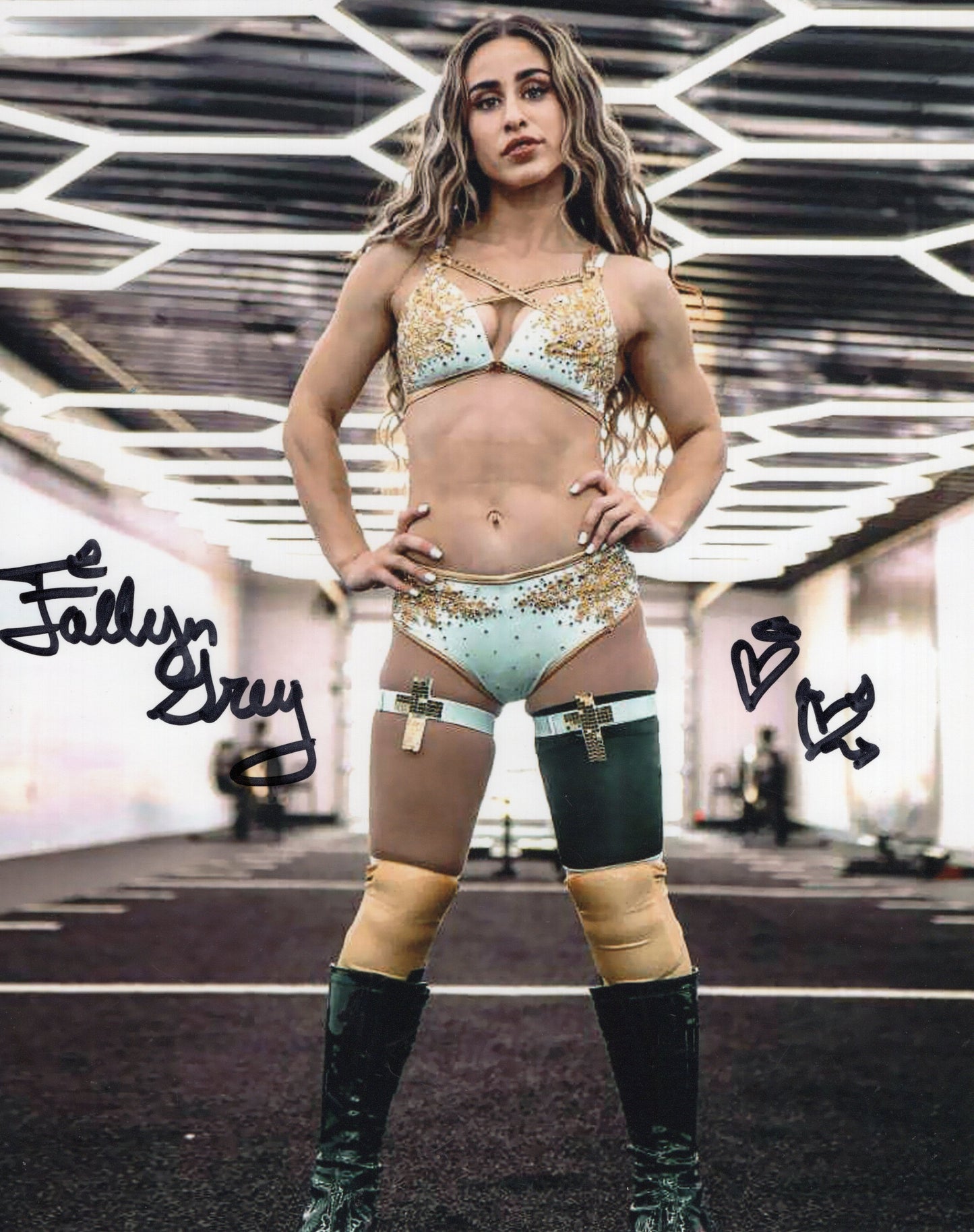 Fallyn Grey (8x10 photo) inscried NXT WWE signed auto autograph AEW