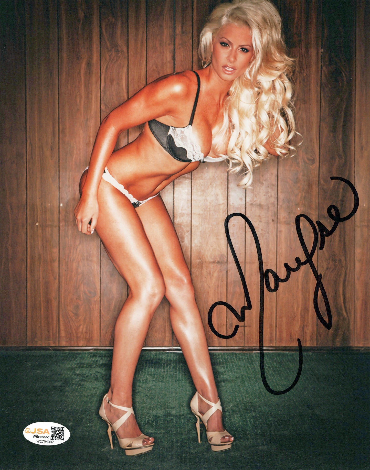 Maryse JSA COA (8x10) WWE photo signed auto autographed