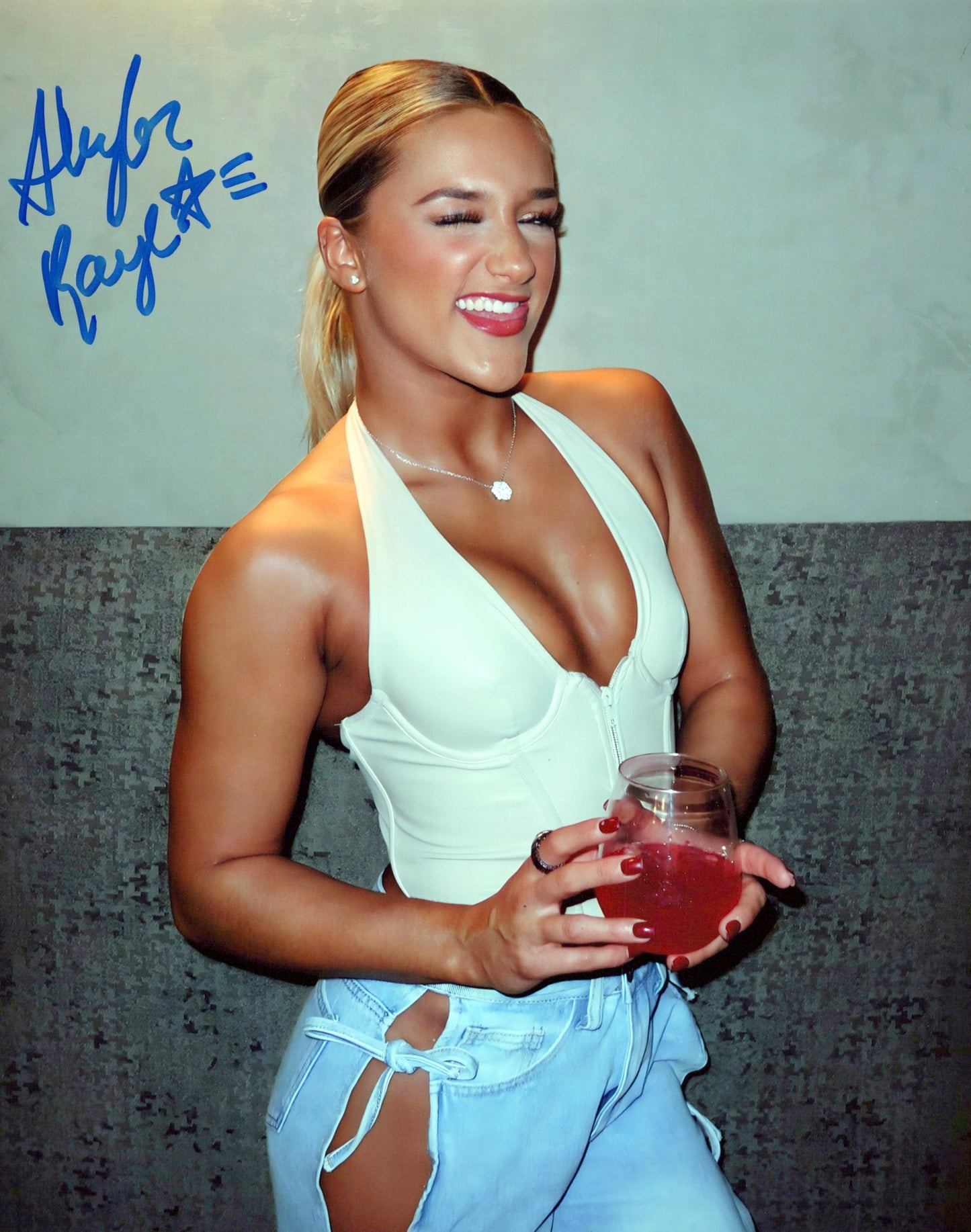 Skylar Raye (8x10) photo NXT WWE EVOLVE signed auto autographed LFG
