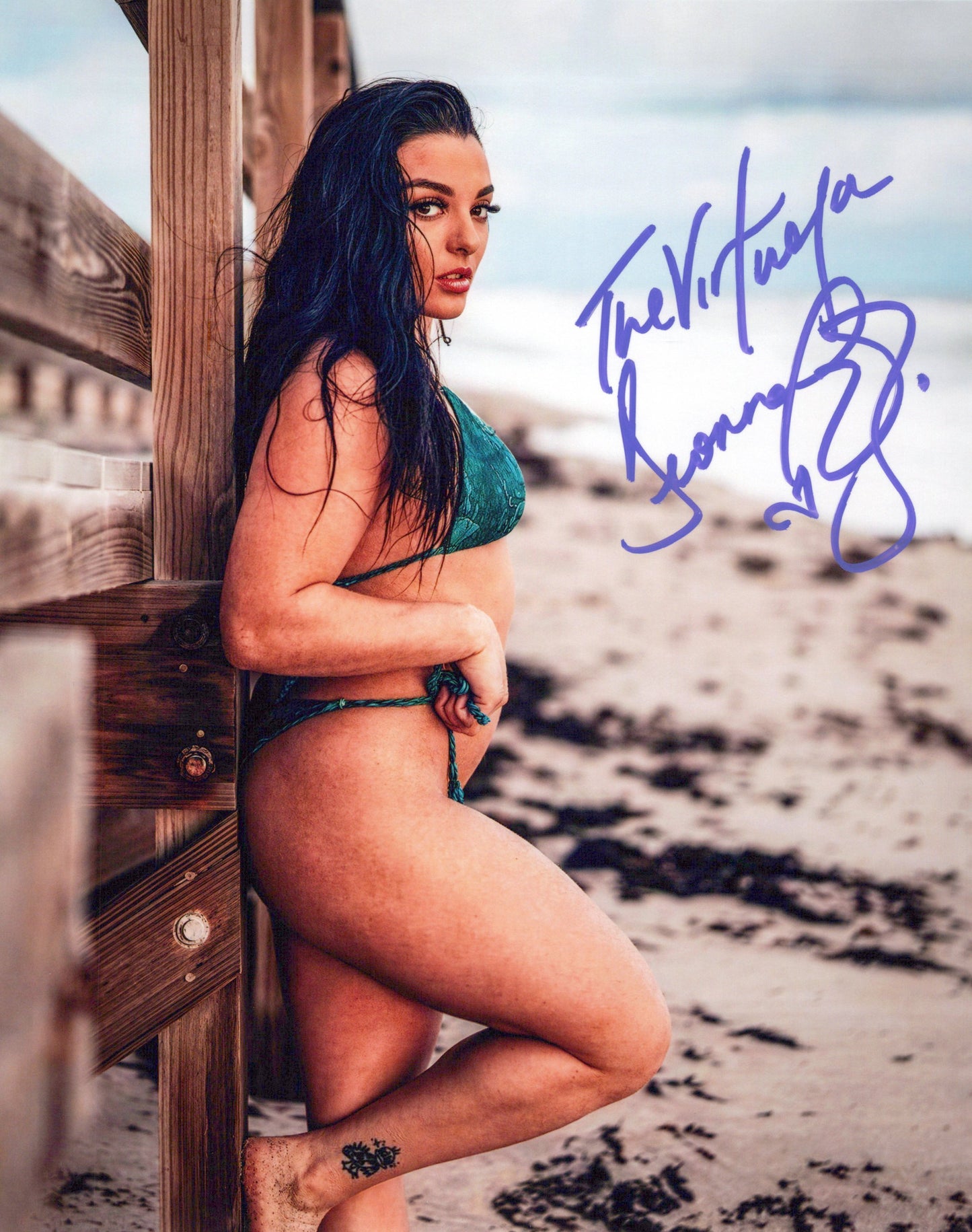 Deonna Purrazzo (8x10 metallic photo) funhouse AEW TNA signed autographed