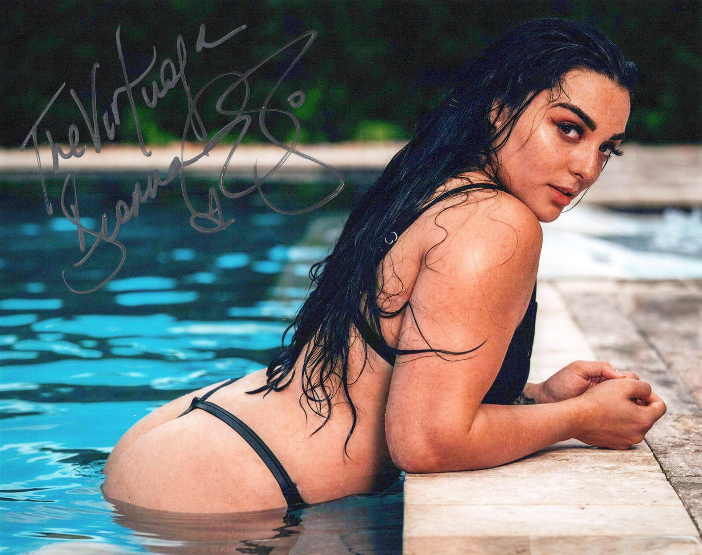 Deonna Purrazzo (8x10 metallic photo) funhouse AEW TNA signed autographed