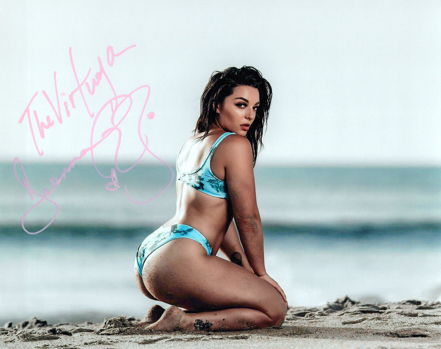 Deonna Purrazzo (8x10 metallic photo) funhouse AEW TNA signed autographed