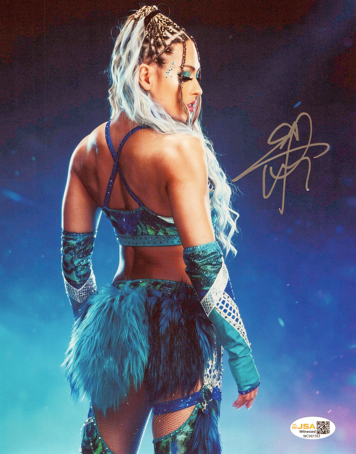 Giulia (metallic 8x10 photo) JSA COA FUNHOUSE METALLIC WWE autographed