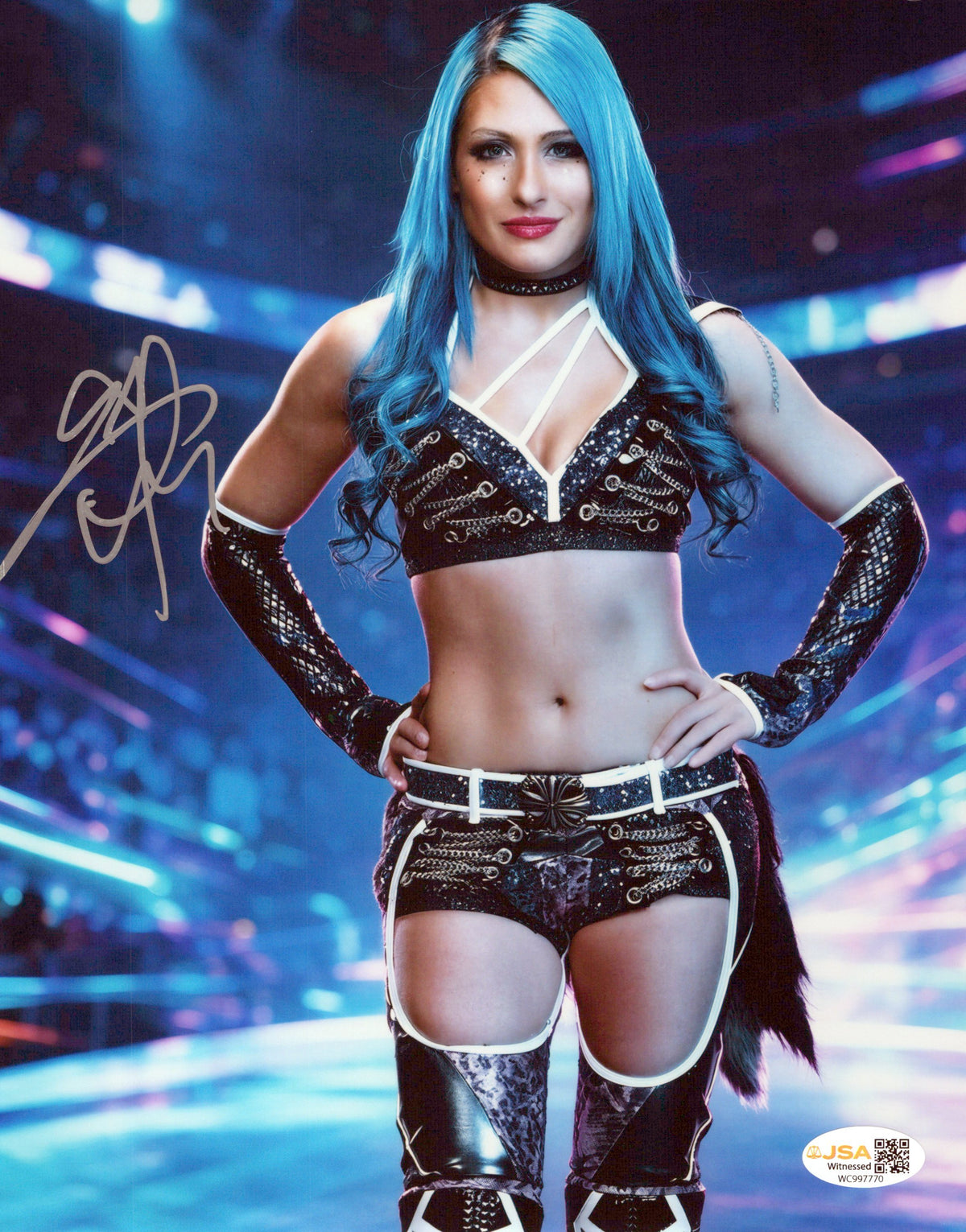 Giulia (metallic 8x10 photo) JSA COA FUNHOUSE METALLIC WWE autographed
