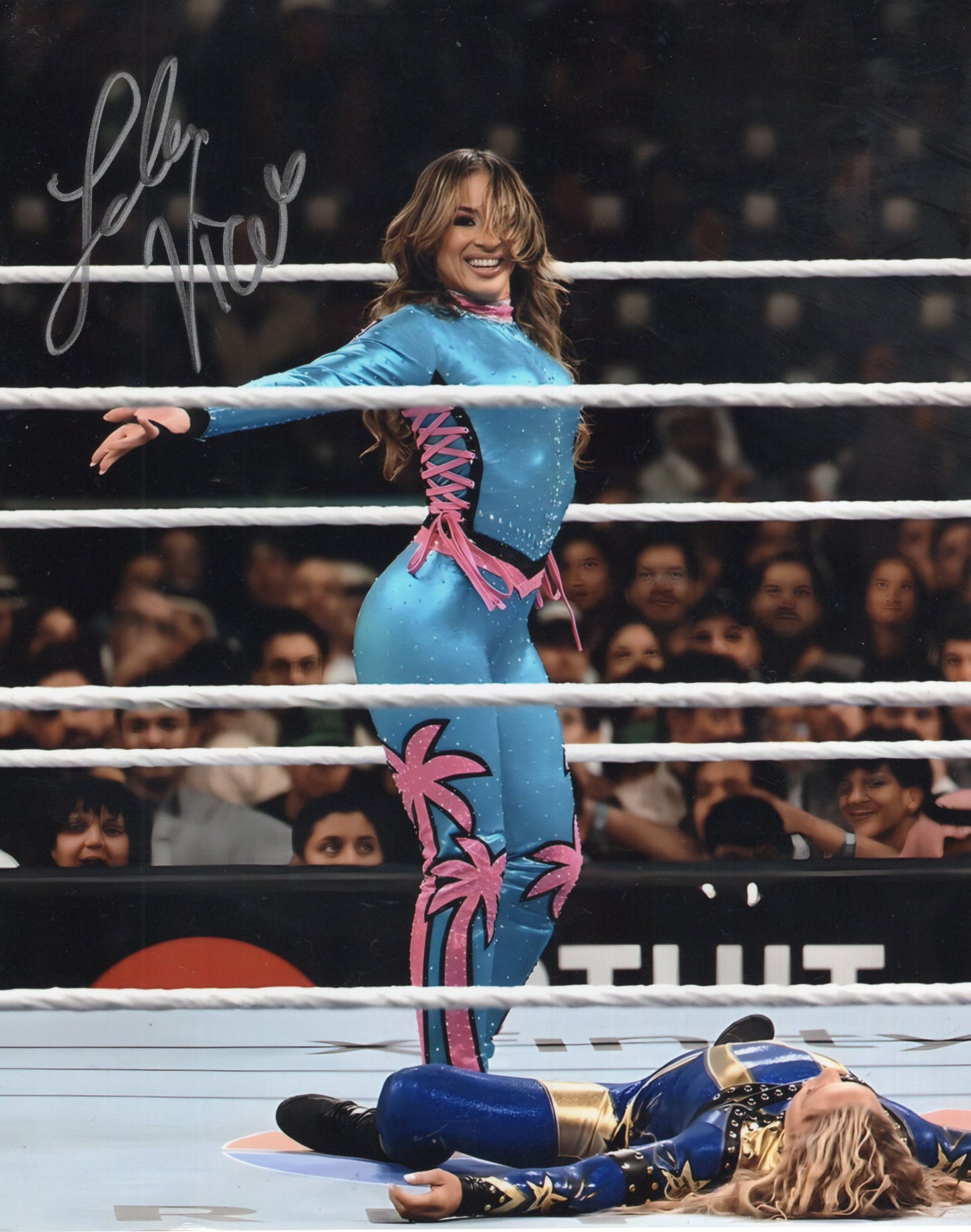 Lola Vice (8x10) WWE NXT photo signed auto autographed