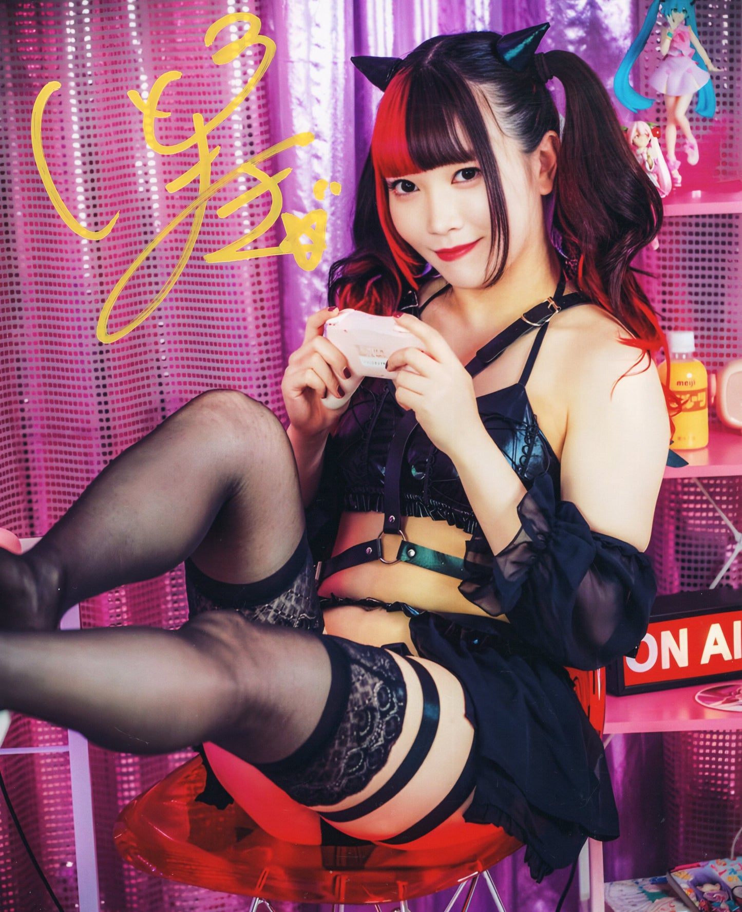 Maki Itoh Funhouse metallic 8x10 - GCW photo signed auto autographed SEXY