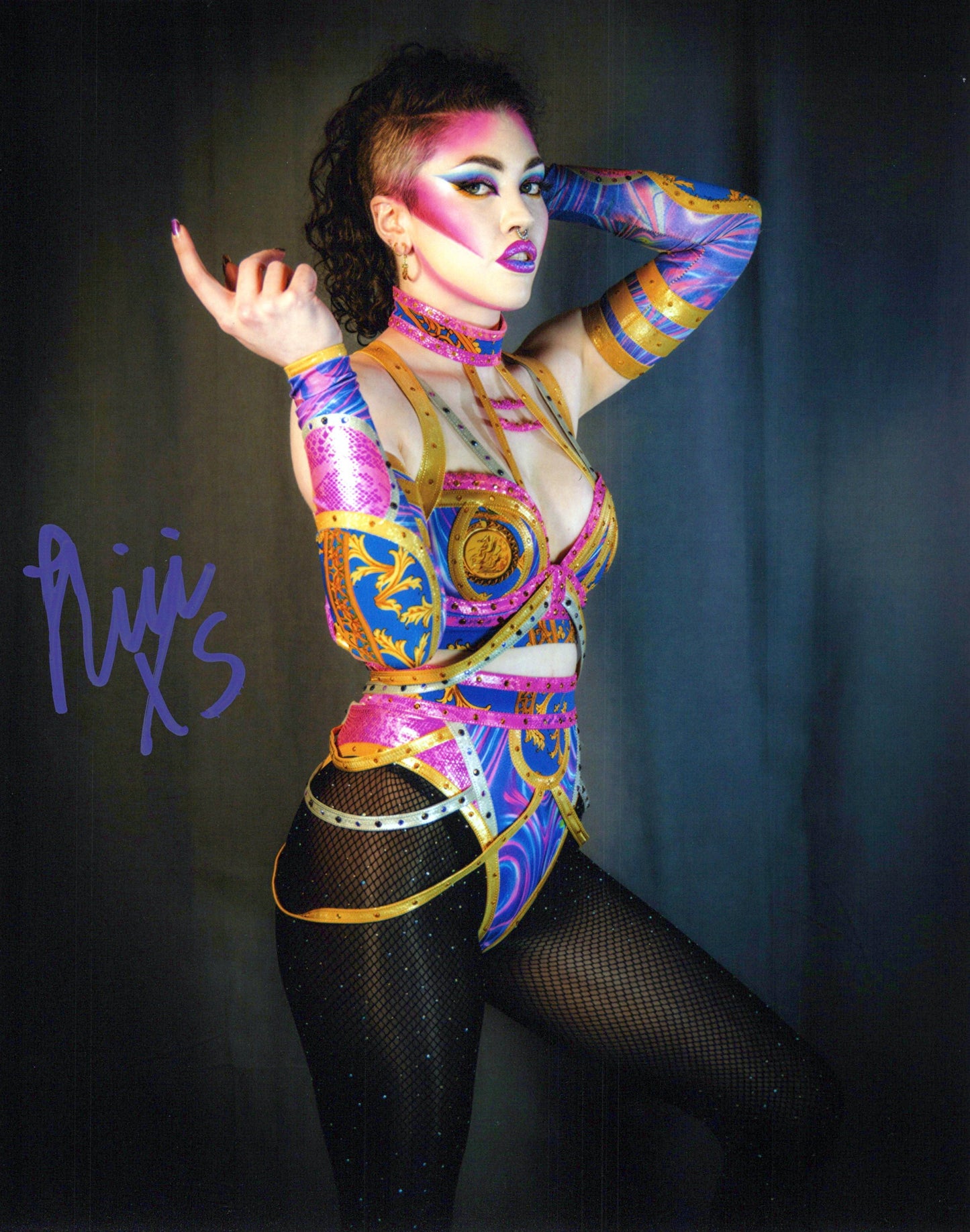 Nixi XS (8x10 photo) AEW ROH GCW signed autographed
