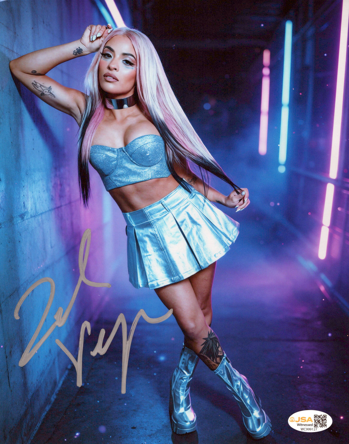 Zelina Vega Xenia Thea Trinidad (metallic 8x10 photo) JSA COA FUNHOUSE WWE autographed