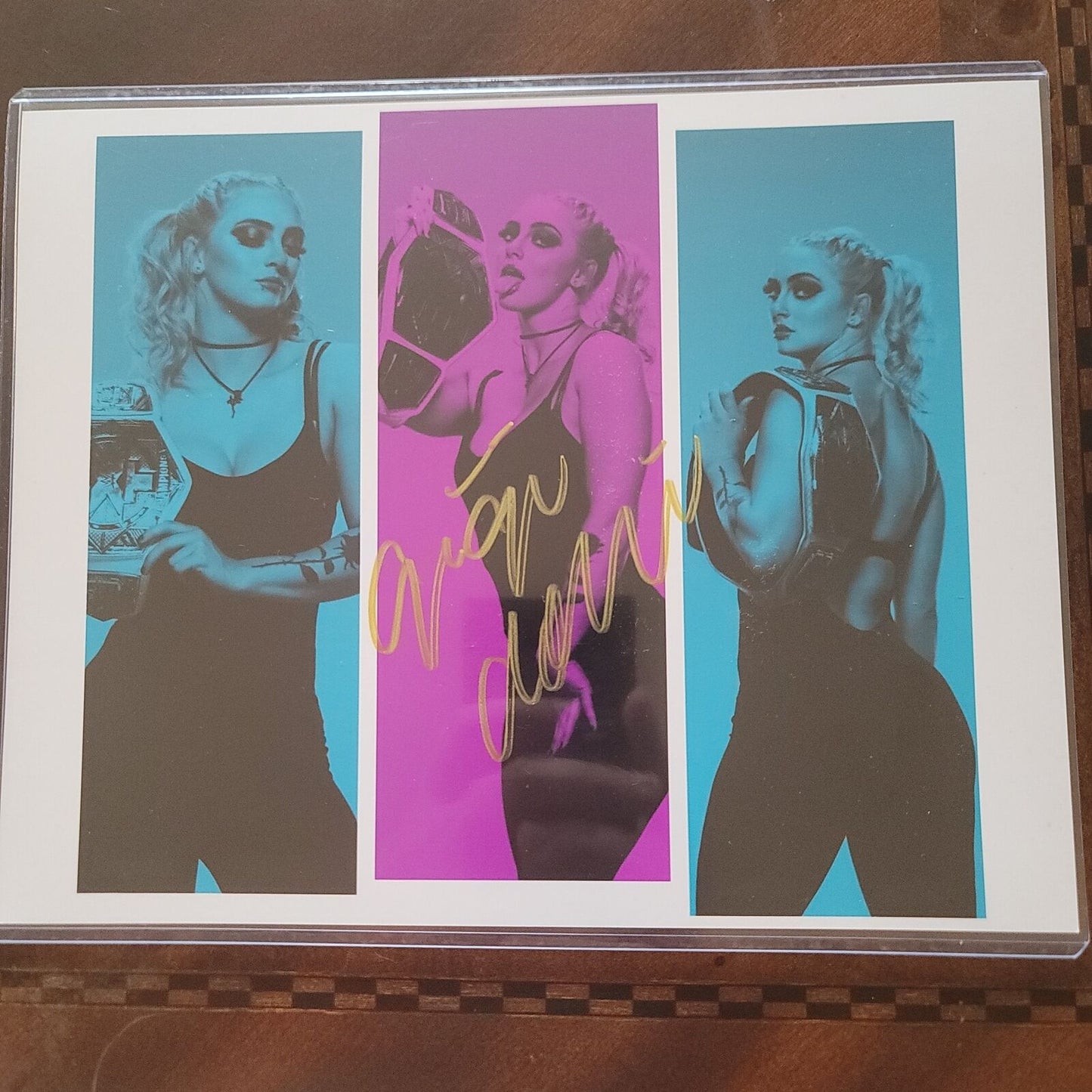 Gigi Dolin (8x10) WWE NXT photo signed auto autographed funhouse