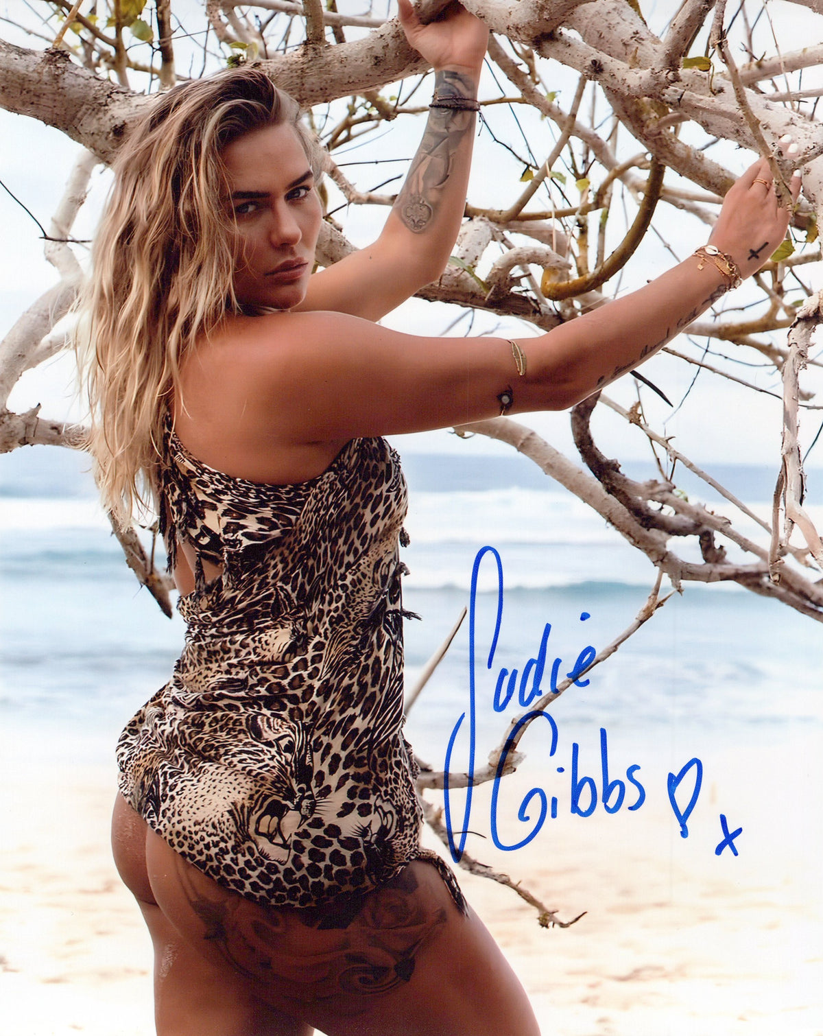 Sadie Gibbs (8x10) WWE NXT AEW photo signed auto autographed
