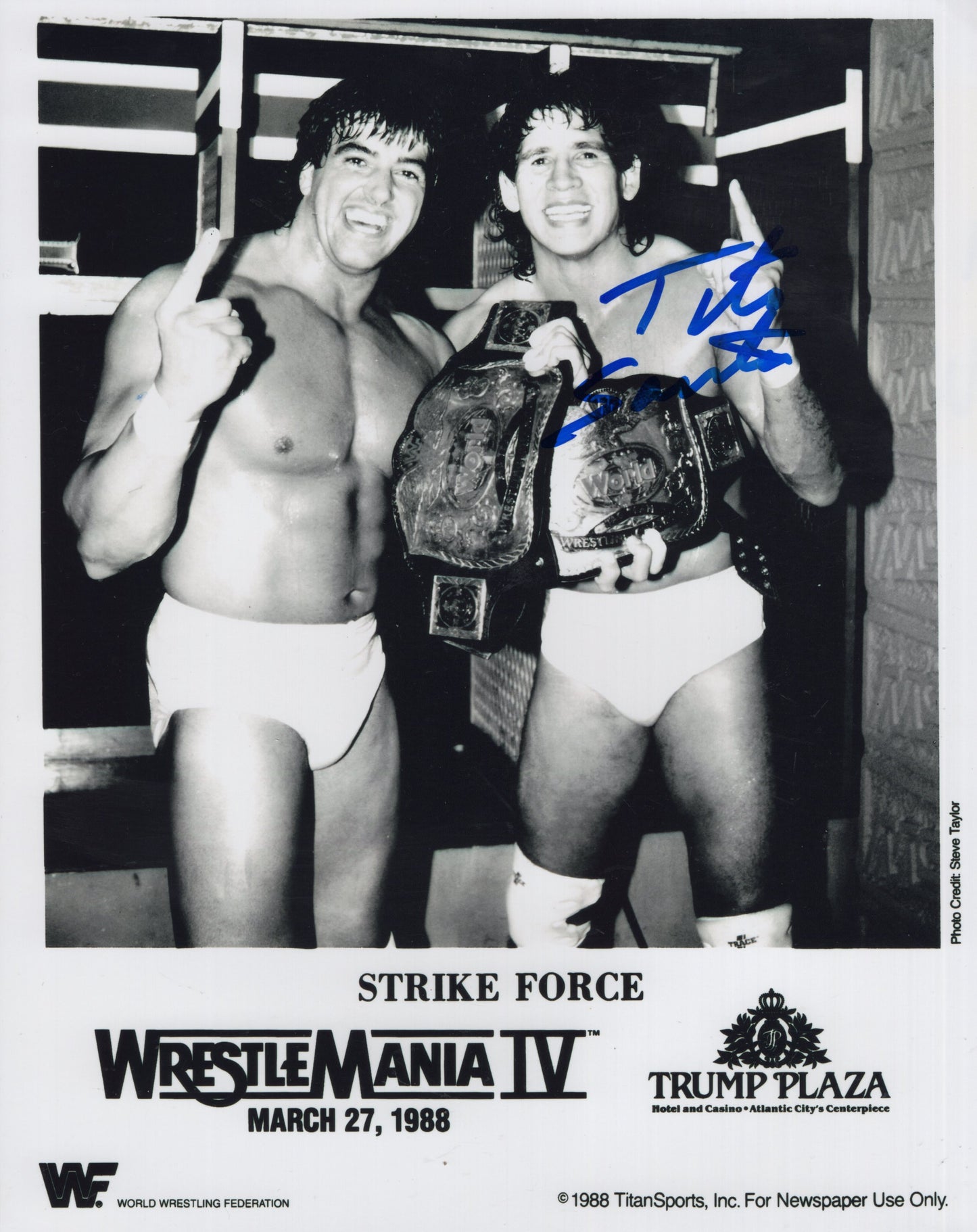 Tito Santana WWF 8x10 photo signed auto autograph