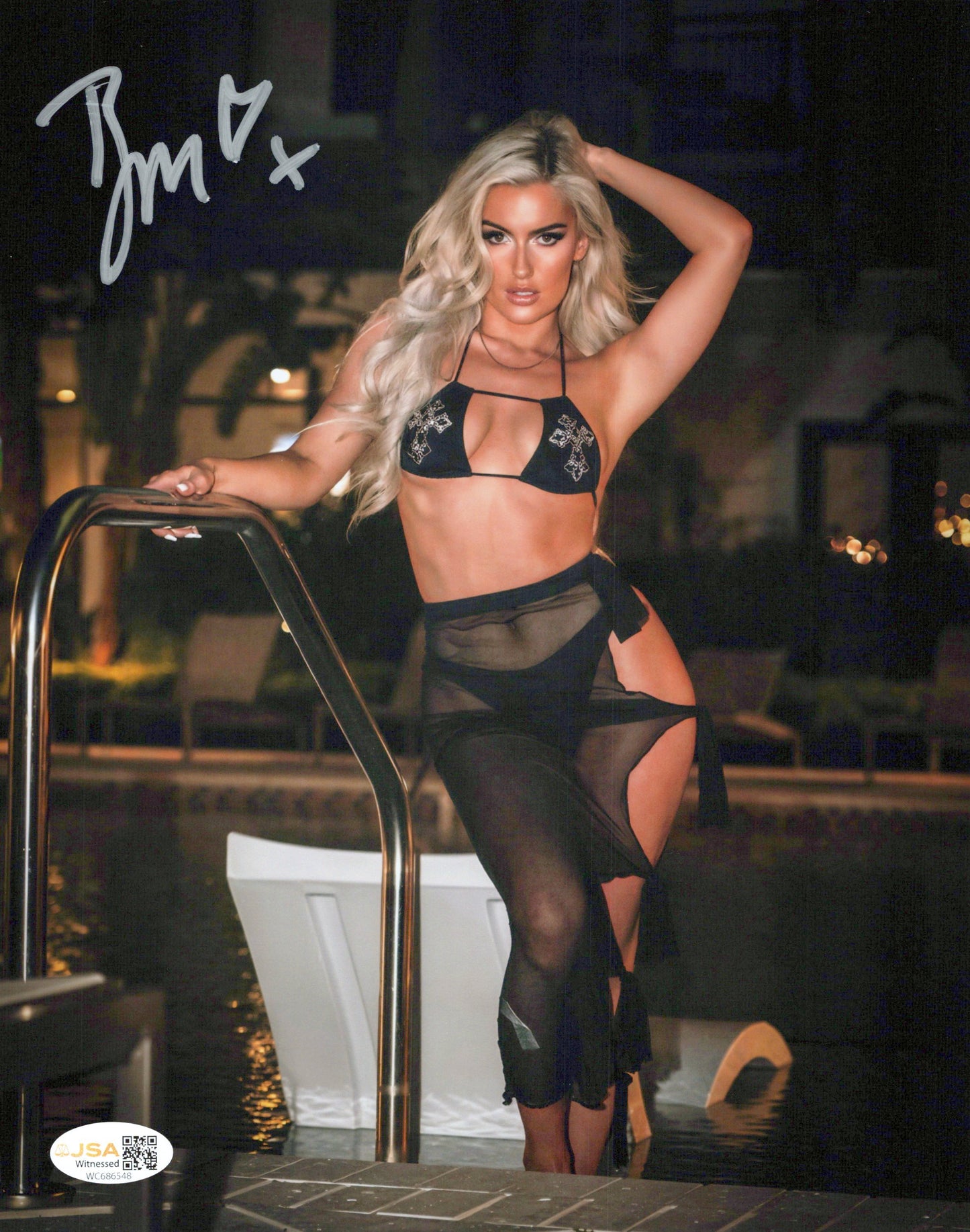 Blake Monroe Mariah May (metallic 8x10) photo signed auto autographed AEW WWE