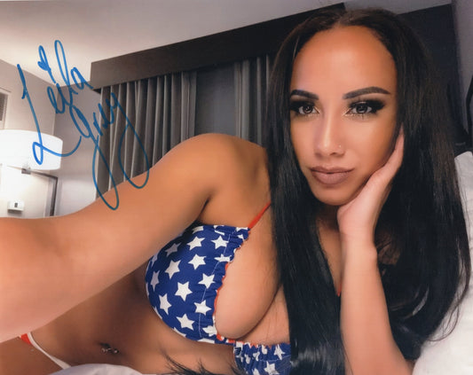 Leila Grey 8x10  AEW Autographed signed photo! Sexy Hot