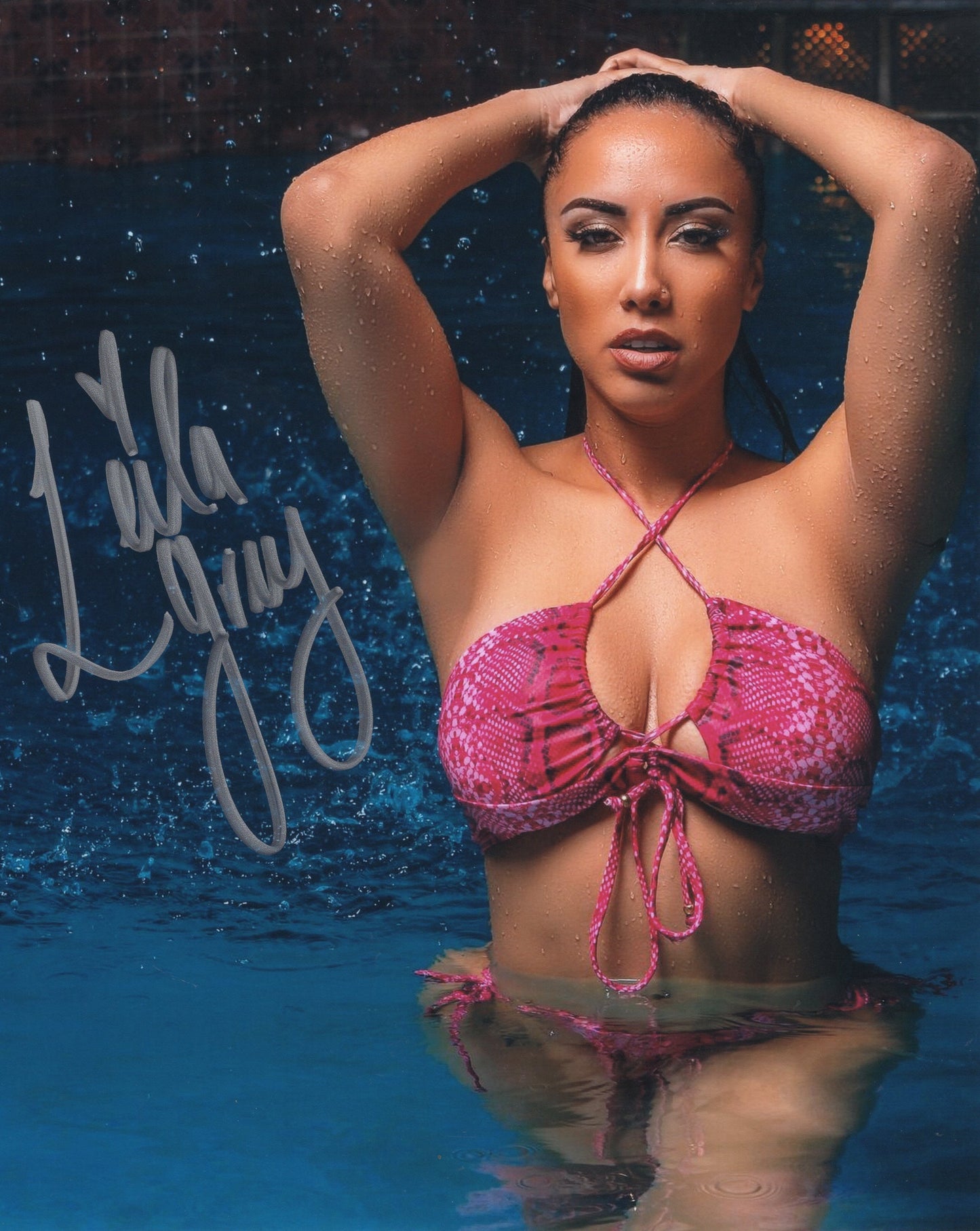 Leila Grey 8x10 AEW Sexy Hot Autographed signed photo! Baddie!