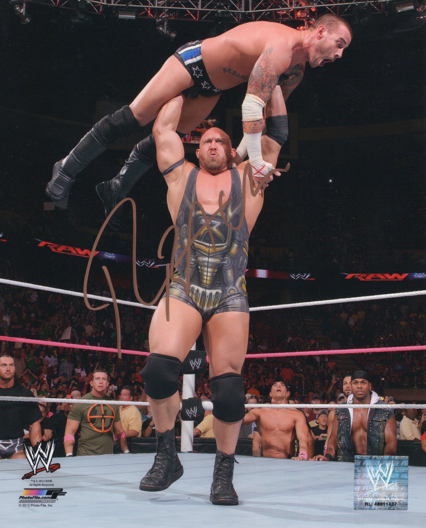 Ryback (8x10) Orig Photofile hologram photo signed auto autographed