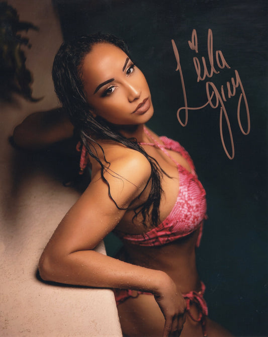 Leila Grey 8x10  AEW Autographed signed photo! Sexy Hot 2