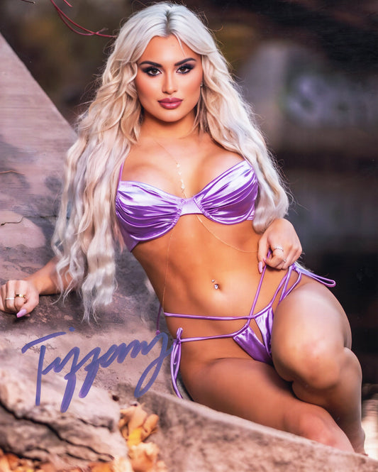 Tiffany Stratton (8x10 metallic) WWE NXT autograph signed photo
