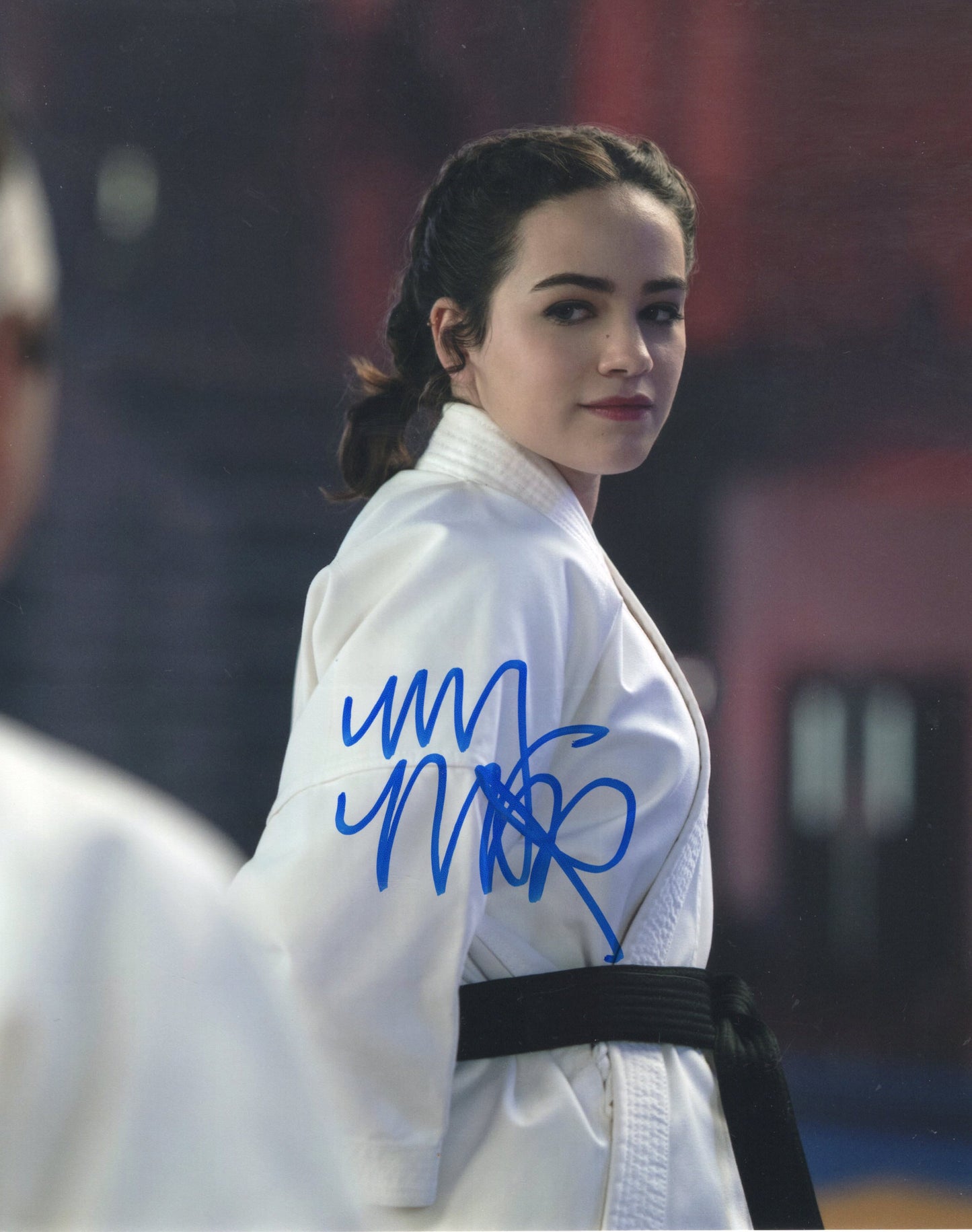 Mary Mouser (8x10) cobra kai Sam LaRusso photo signed celebrity autographed