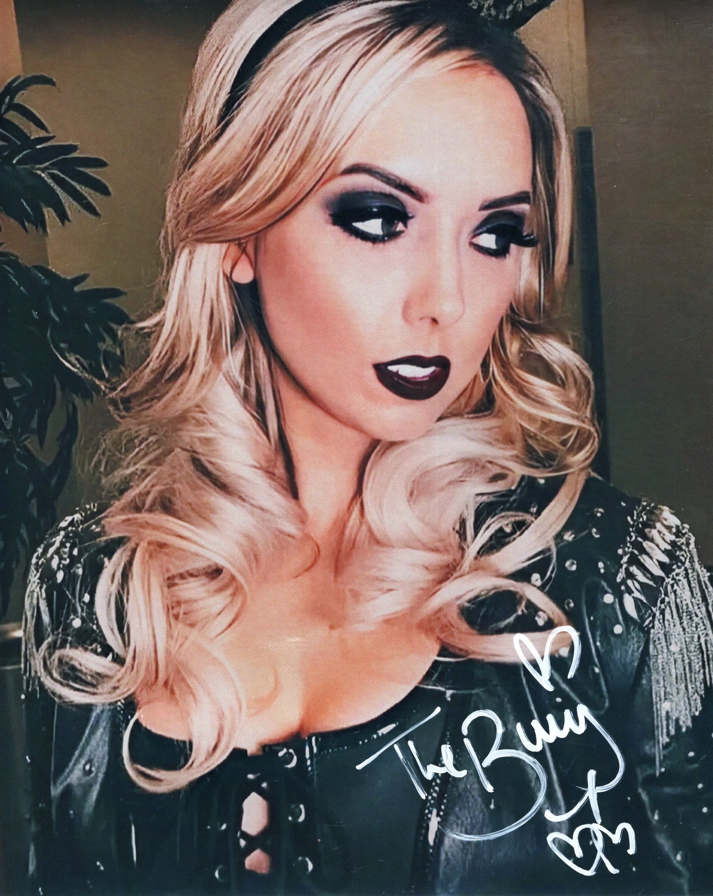 Allie The Bunny (8x10) Metallic AEW SEXY photo signed auto autographed