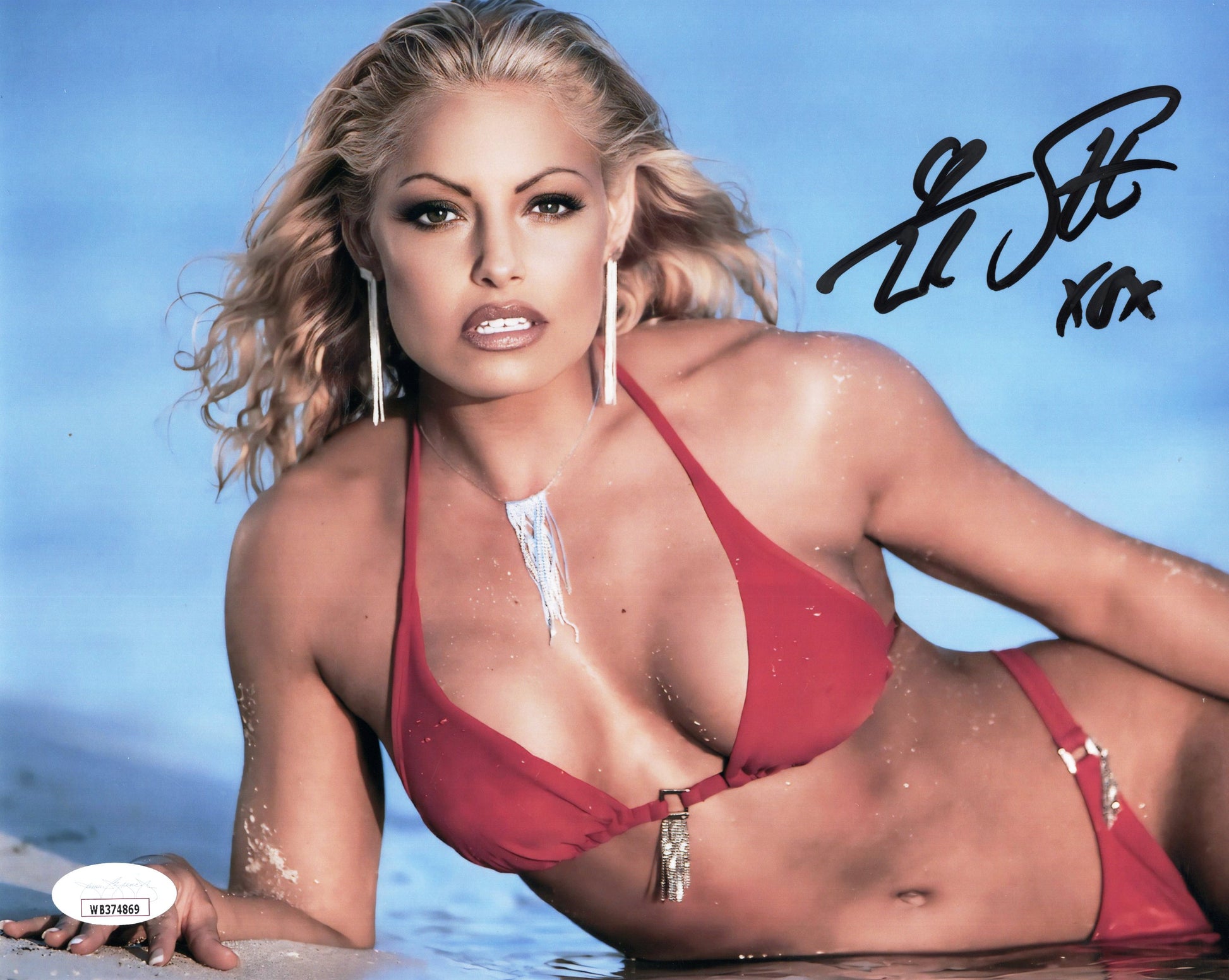 Trish Stratus (8x10 Metallic) JSA WWF WWE SEXY photo signed auto autog –  Funhouse Autographs