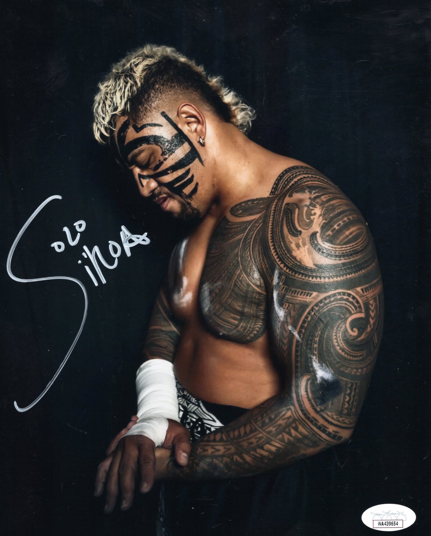 Solo Sikoa (metallic 8x10) JSA WWE certed photo signed auto autographed