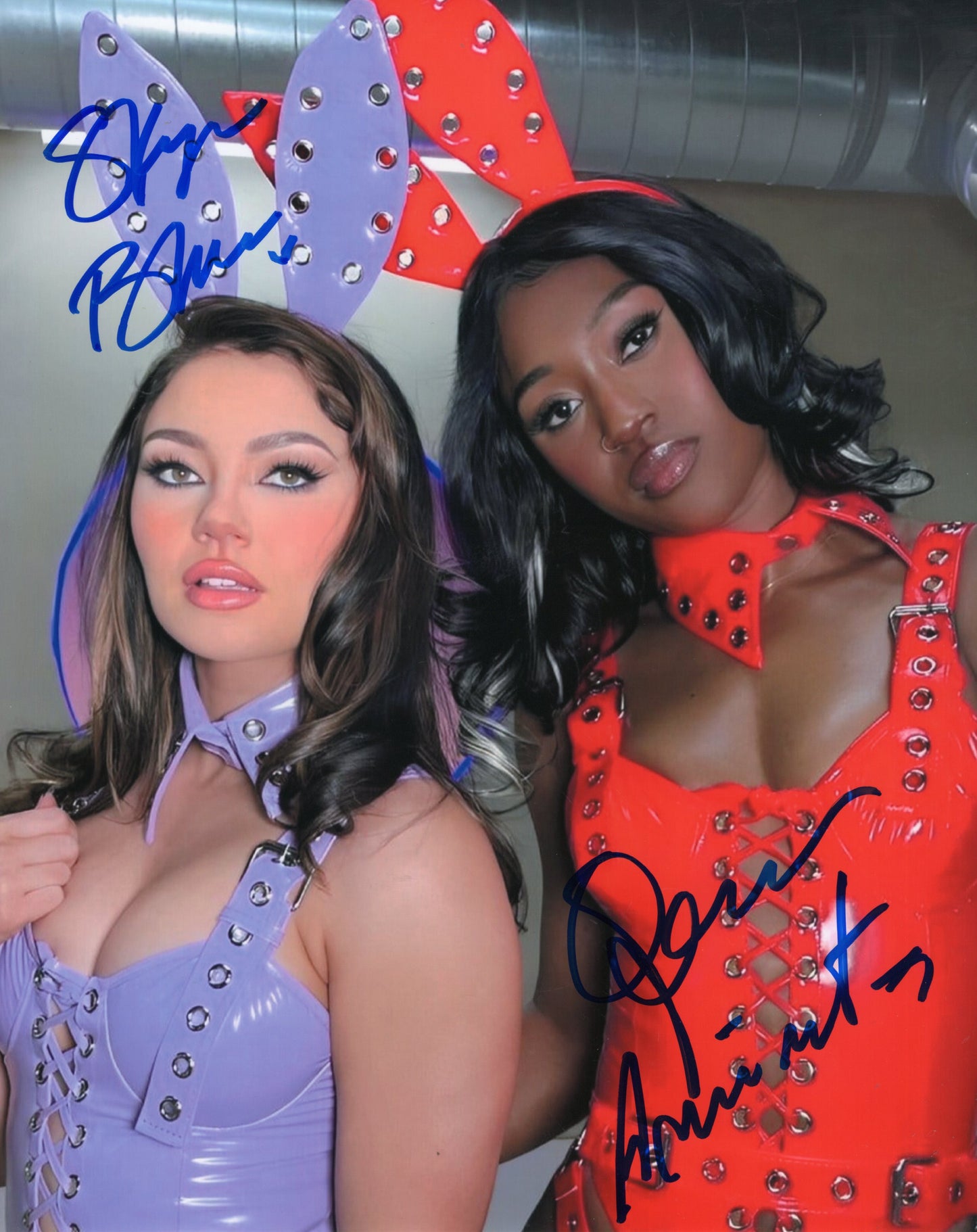 Queen Aminata Skye Blue (8x10) AEW SEXY photo signed auto autographed