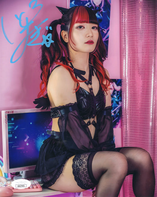 Maki Itoh (Funhouse metallic 8x10) JSA COA GCW photo signed auto autographed