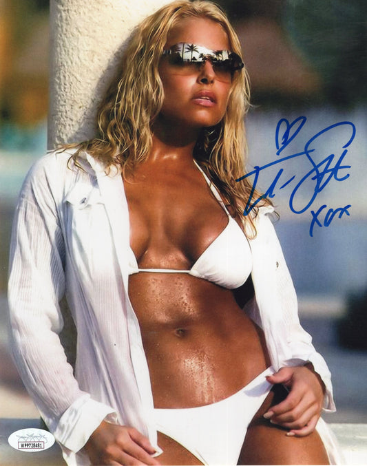 Trish Stratus (8x10) JSA COA photo signed auto autograph