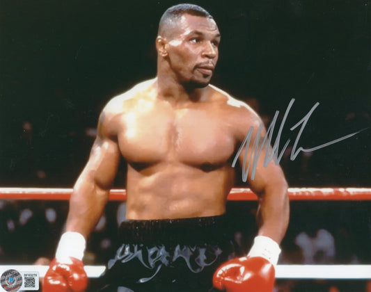 Mike Tyson (8x10 photo) BAS Beckett COA signed autographed celebrity boxer