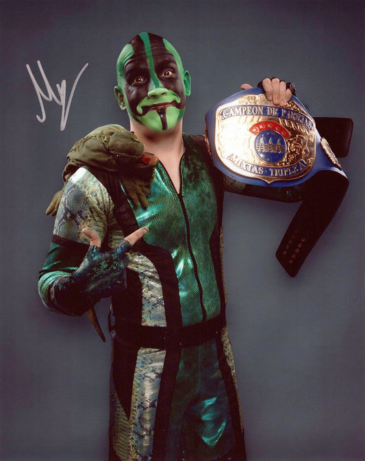 Mr. Iguana (8x10) WWE AAA NXT CML photo signed auto autographed