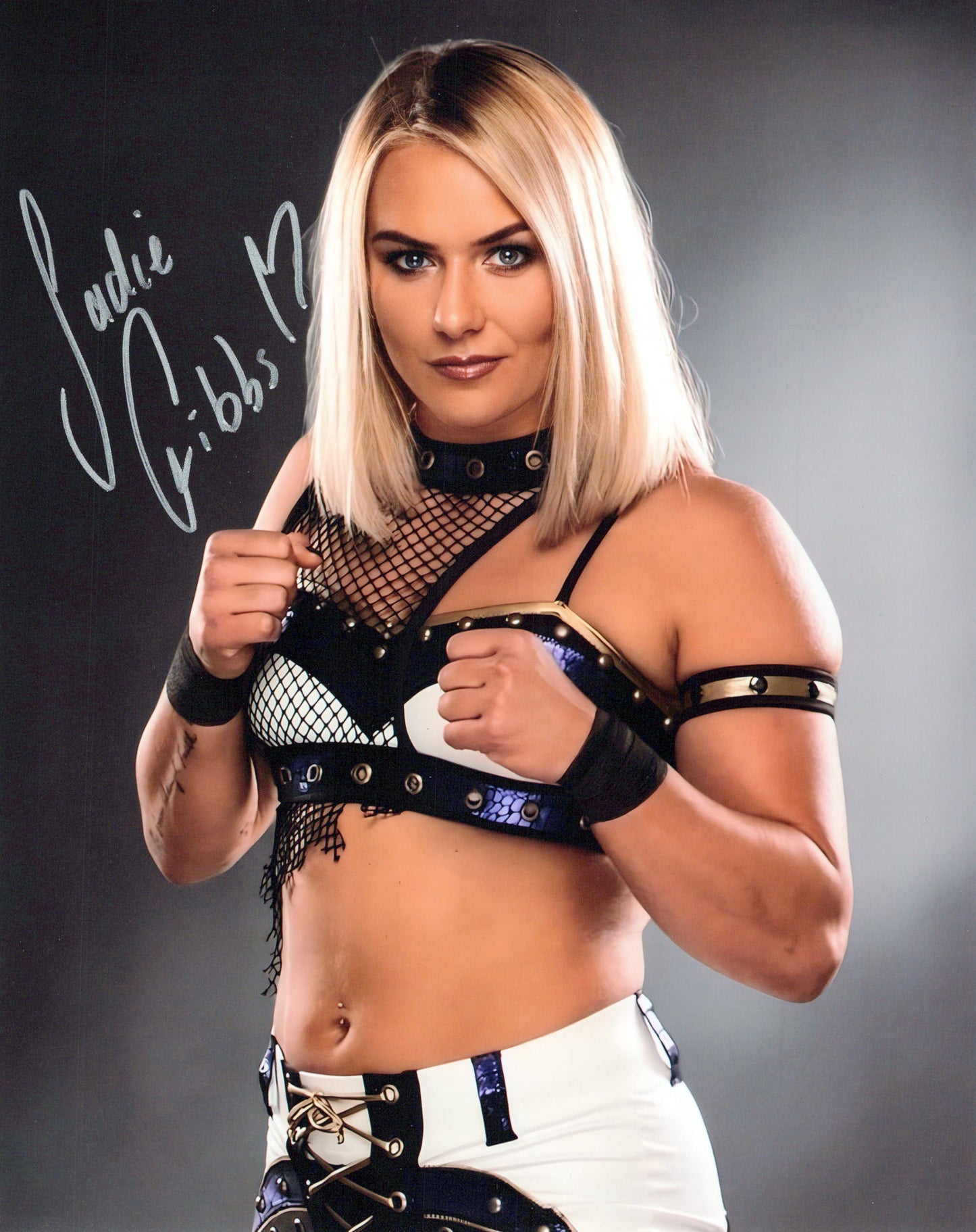 Sadie Gibbs (8x10) WWE NXT AEW photo signed auto autographed
