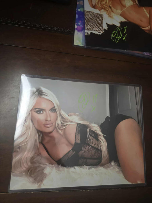 Mariah May Blake Monroe (metallic 11x14) photo signed auto autographed AEW WWE