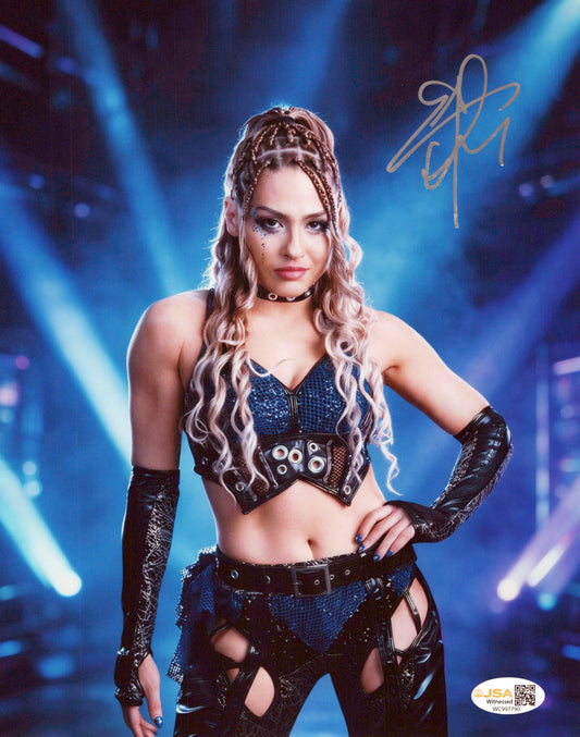 Giulia (metallic 8x10 photo) JSA COA FUNHOUSE METALLIC WWE autographed