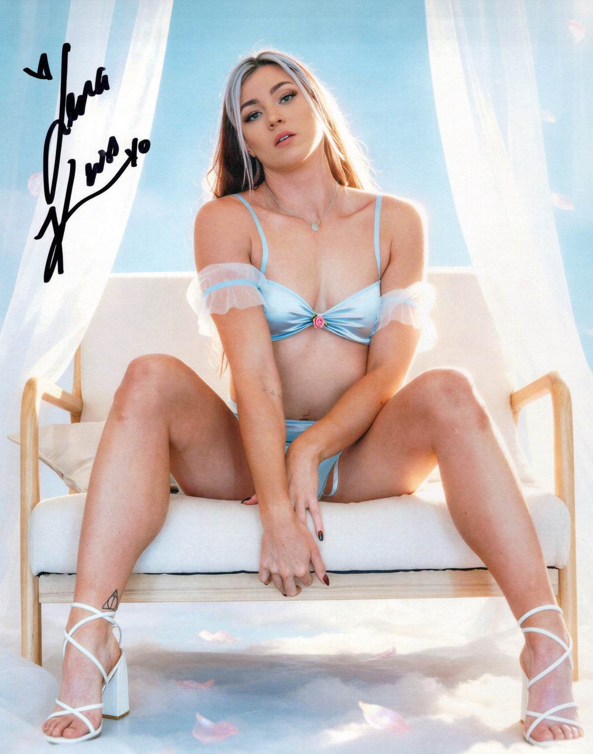 Lena Kross (metallic 8x10 photo) FUNHOUSE JSA COA AEW autographed