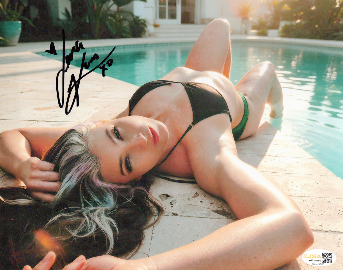 Lena Kross (metallic 8x10 photo) FUNHOUSE JSA COA AEW autographed