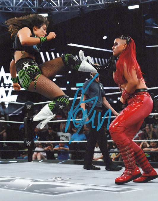 Lizzy Rain (8x10) WWE NXT photo signed auto autographed