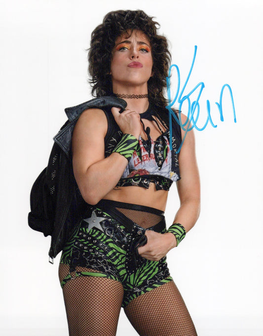 Lizzy Rain (8x10) WWE NXT photo signed auto autographed