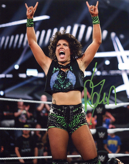 Lizzy Rain (8x10) WWE NXT photo signed auto autographed