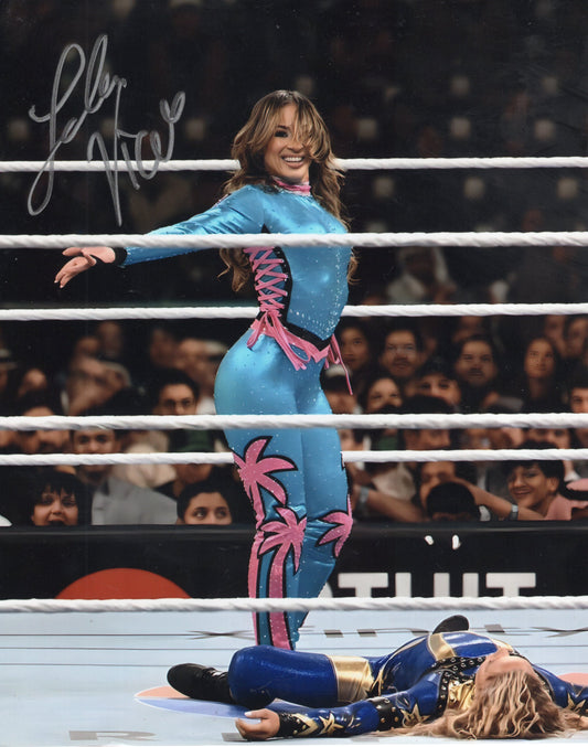 Lola Vice (8x10) WWE NXT photo signed auto autographed