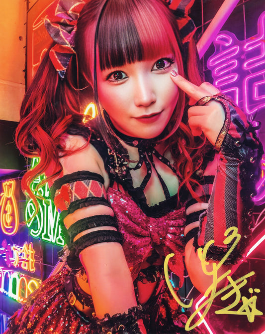 Maki Itoh Funhouse metallic 8x10 - GCW photo signed auto autographed SEXY