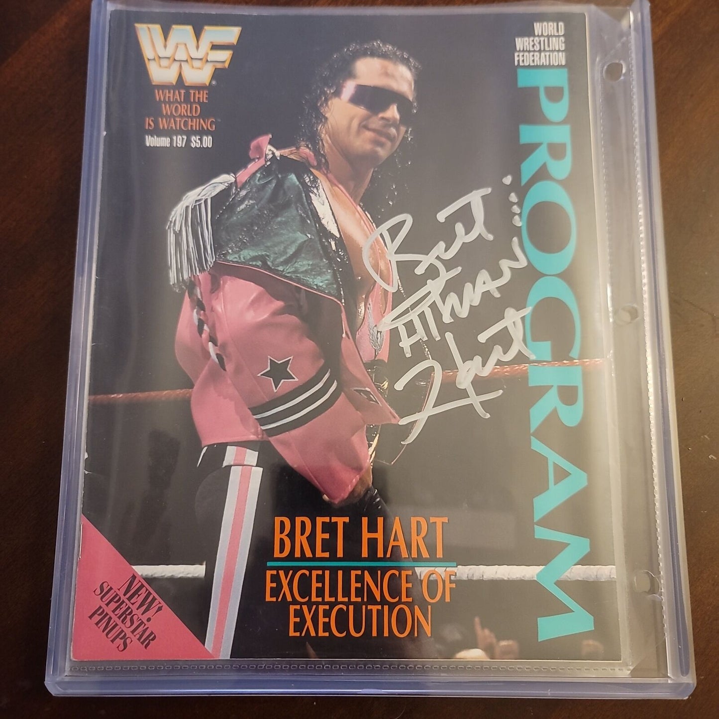 Bret Hart The Hitman (full magazine)  signed Program WWF WWE WCW